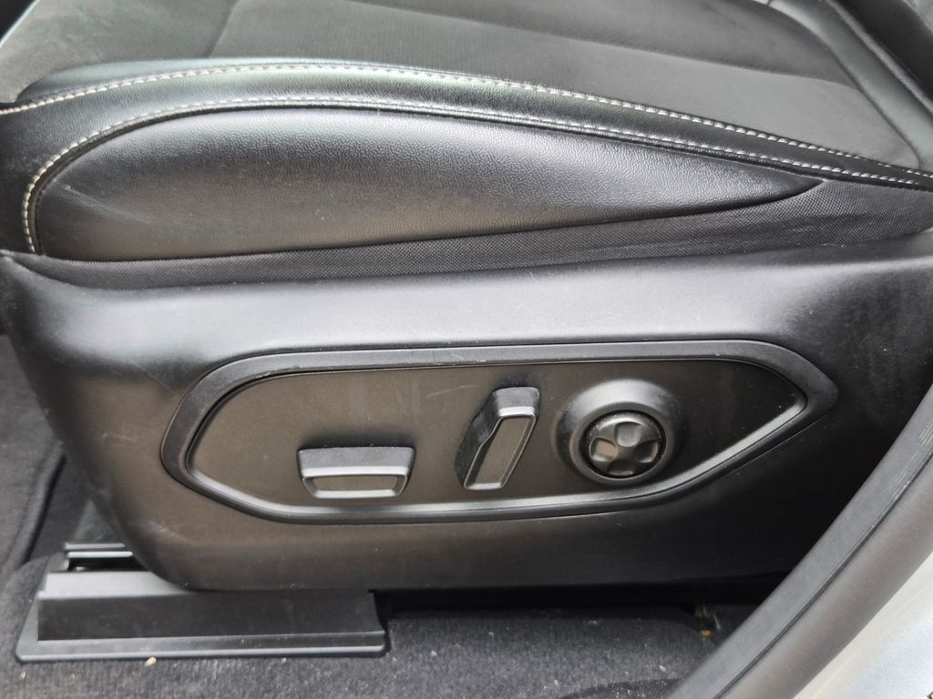 Used 2024 Jeep Grand Cherokee L SUV