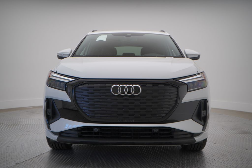 2024 Audi Q4 e-tron  5