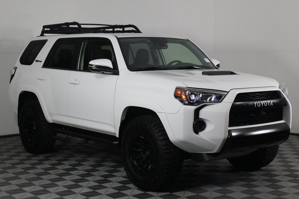 Thumbnail: 2023 Toyota 4Runner - 3