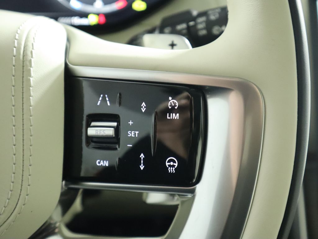 Thumbnail: 2026 Land Rover Range Rover - 13