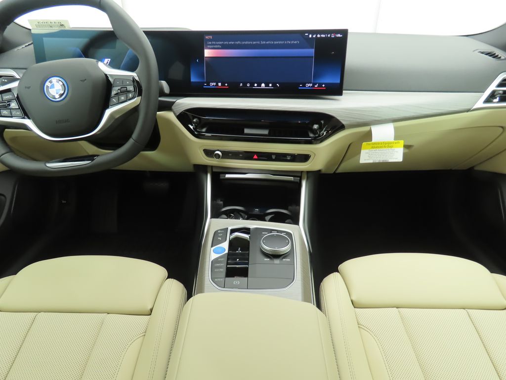 Thumbnail: 2026 BMW i4 - 13