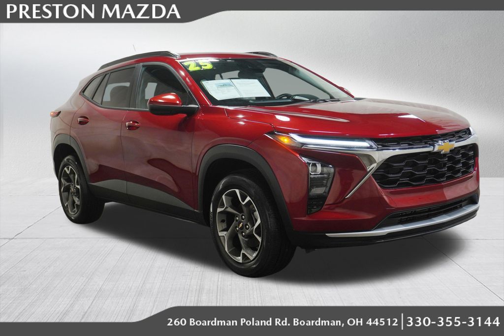 2025 Chevrolet Trax LT