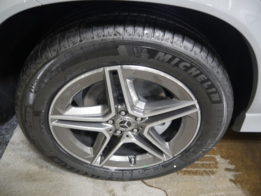 Thumbnail: 2026 Mercedes-Benz GLE - 14