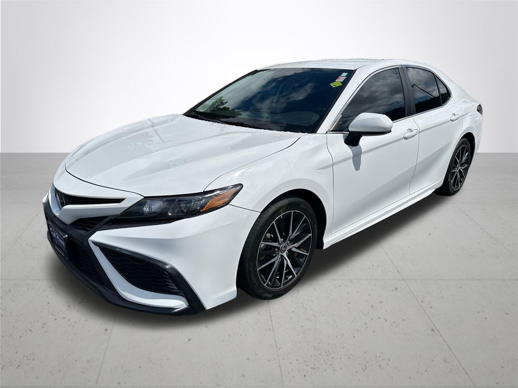 2021 Toyota Camry SE