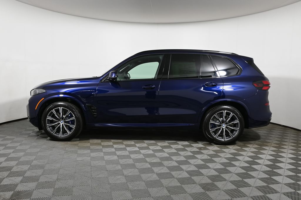 Thumbnail: 2026 BMW X5 - 2