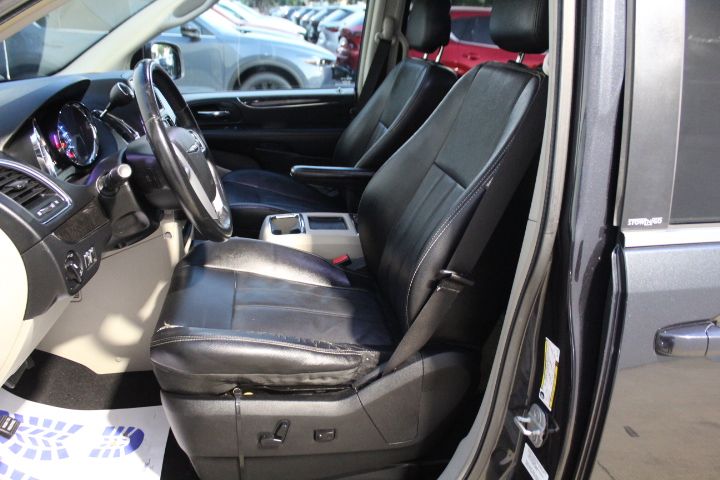 Used Car 2013 Chrysler Town & Country  Sports Van Touring Front Wheel Drive For Sale Under $10,000 In Georgetown, Texas