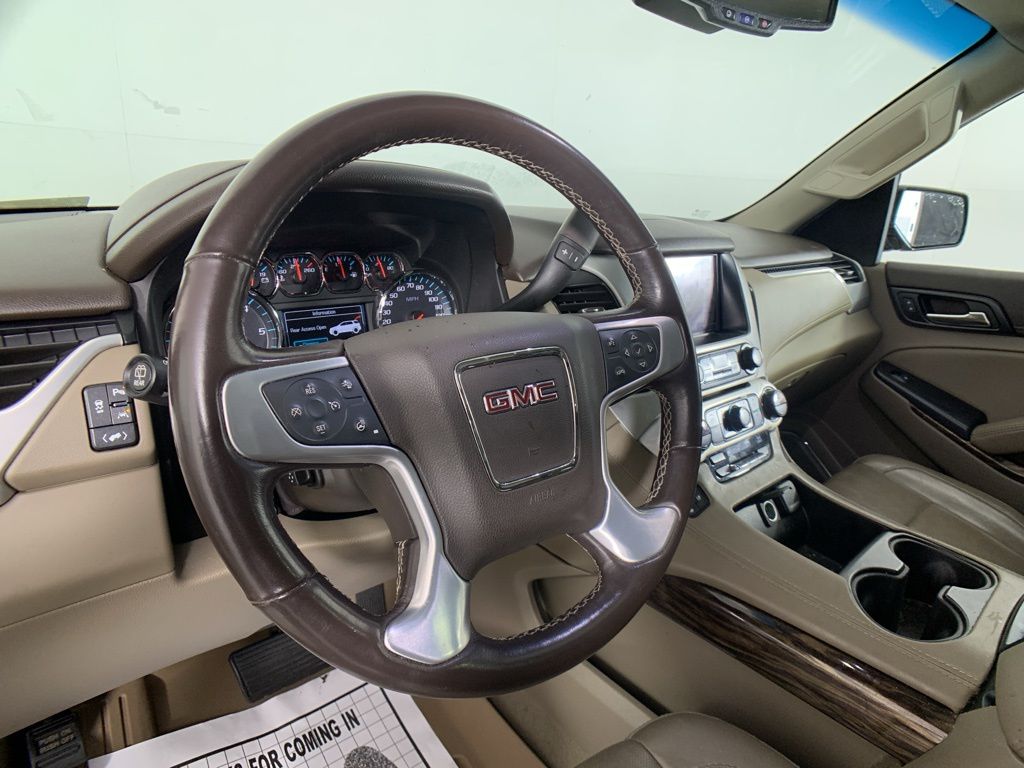 2020 GMC Yukon XL SLT 34