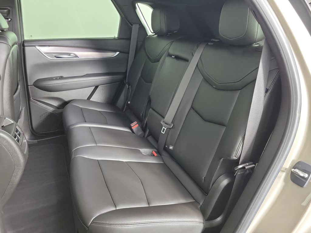 2023 Cadillac XT5 Luxury - 8