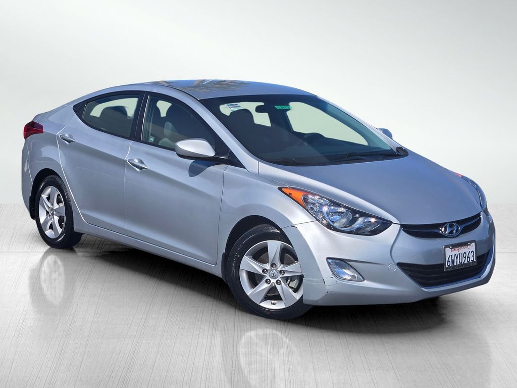 Radiant Silver 2013 Hyundai Elantra Sedan Front-Wheel Drive 6-Speed Automatic Overdrive