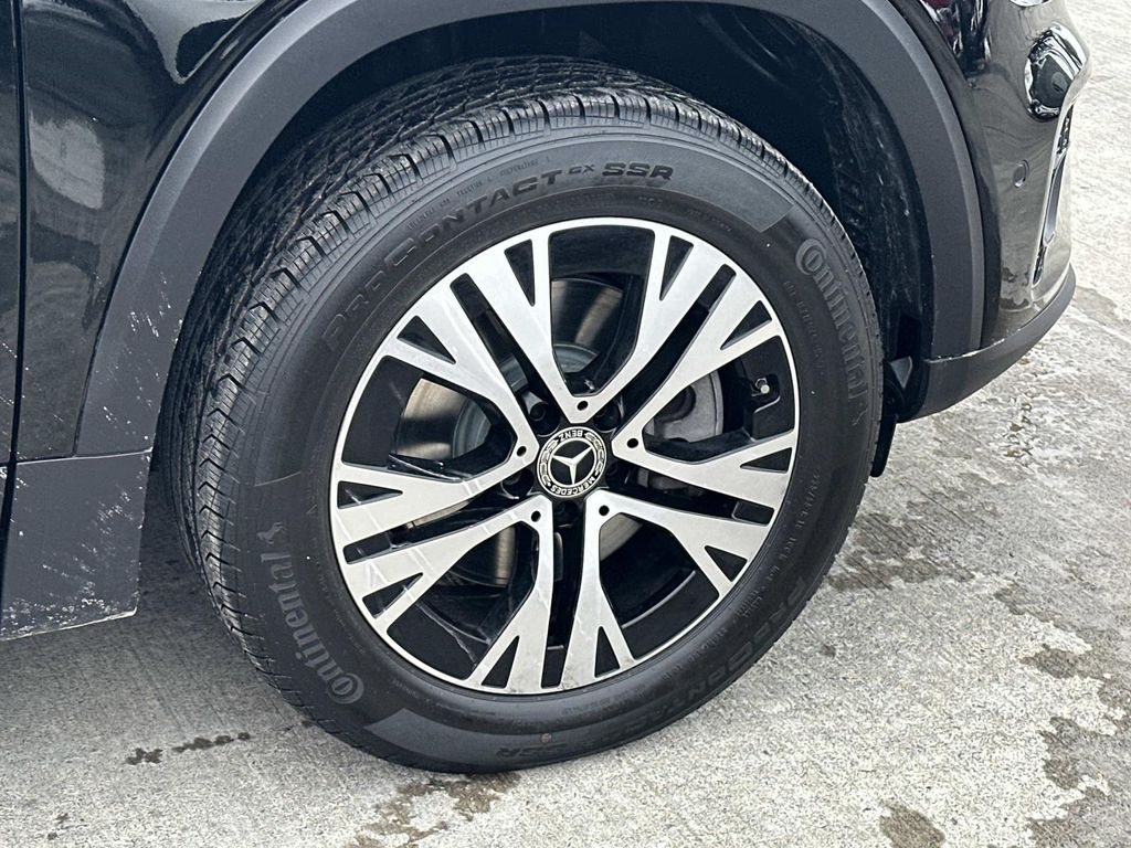 Thumbnail: 2025 Mercedes-Benz GLB - 18