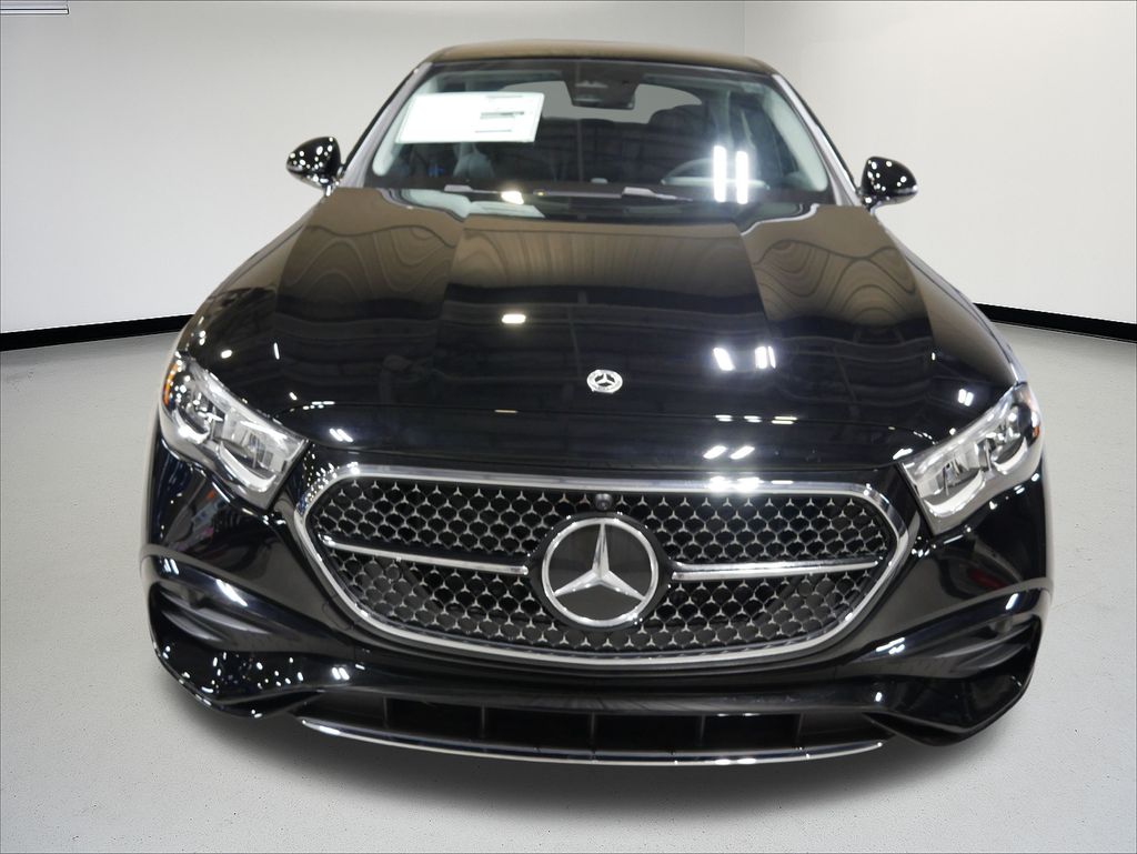 Thumbnail: 2026 Mercedes-Benz E-Class - 8
