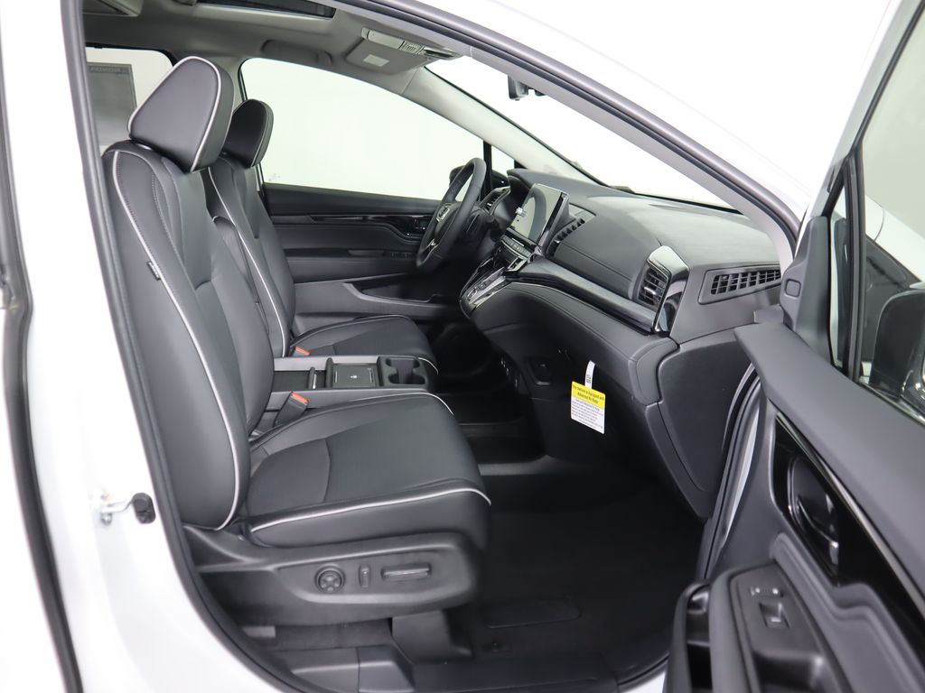 Thumbnail: 2026 Honda Odyssey - 20