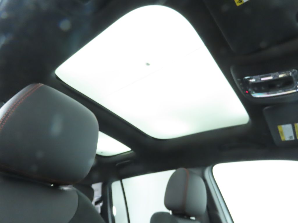 Thumbnail: 2026 Mercedes-Benz GLB - 19