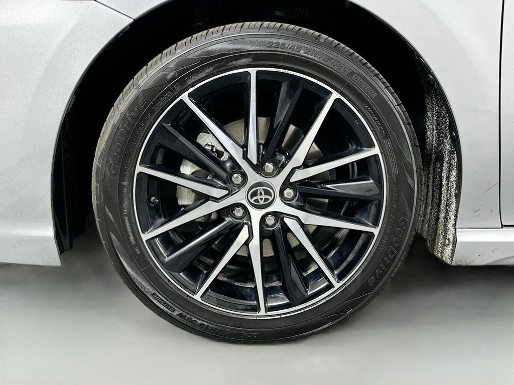 2023 Toyota Camry SE 29