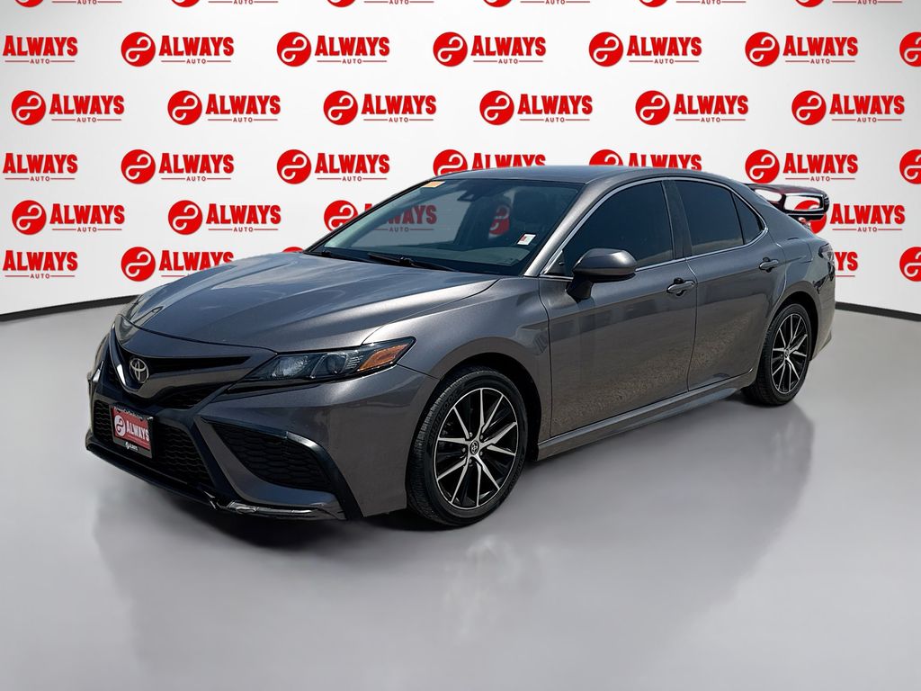 2021 Toyota Camry SE FWD