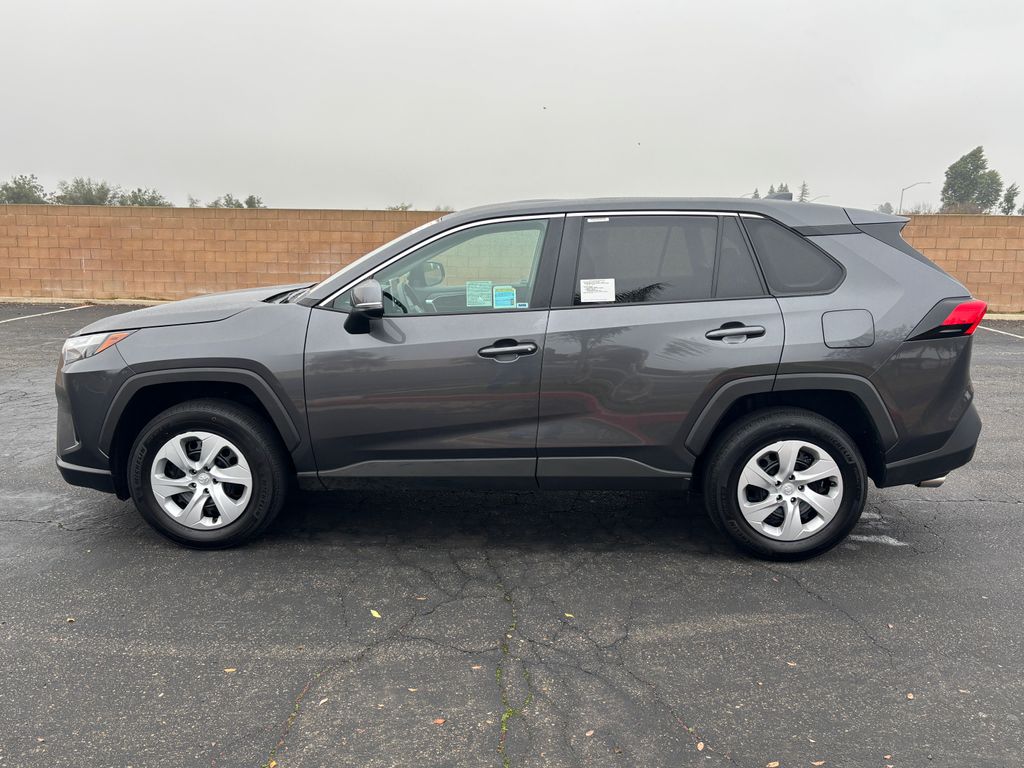 Thumbnail: 2025 Toyota RAV4 - 8