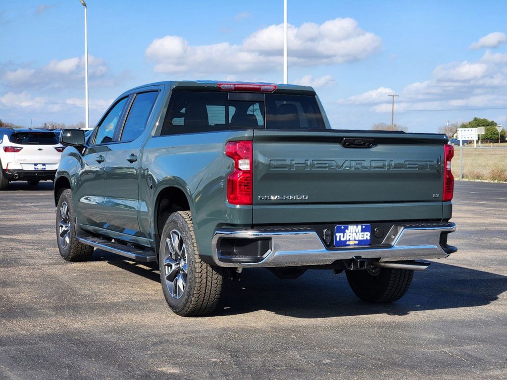 2025 Chevrolet Silverado 1500 LT 4