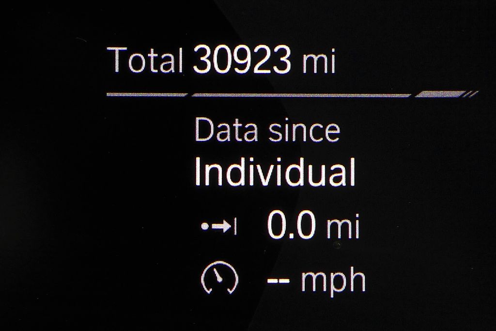 Thumbnail: 2023 BMW M4 - 30