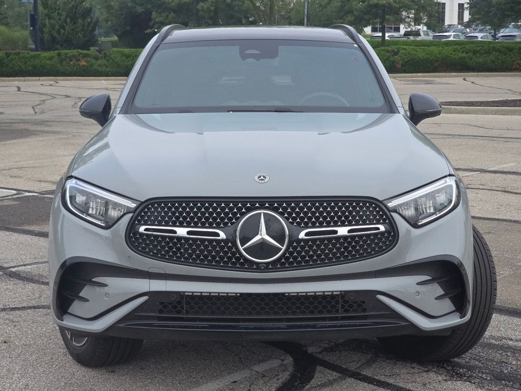 Certified Used 2026 White Mercedes-Benz GLC 300 image 13