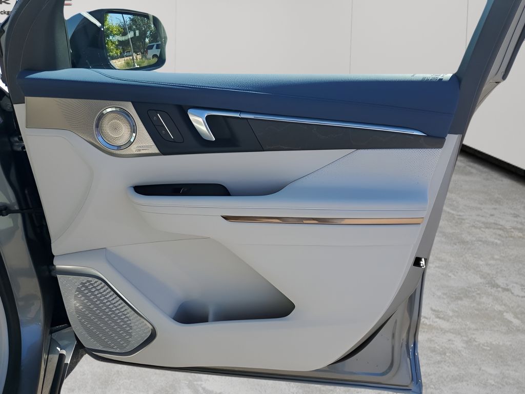 New 2026 Gray Buick Avenir image 13