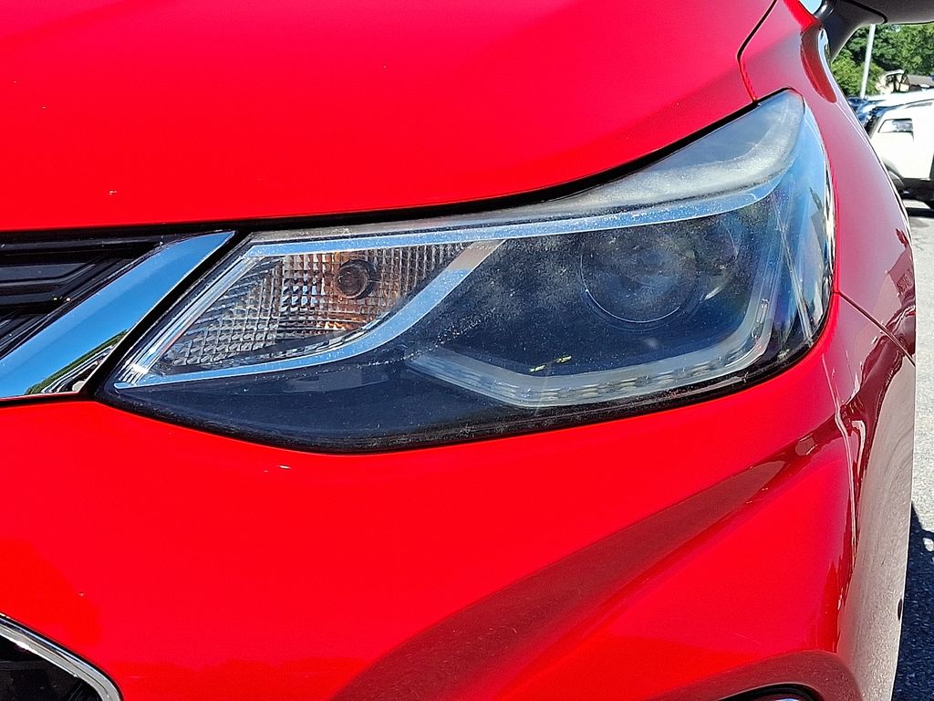 2017 Chevrolet Cruze — photo 10