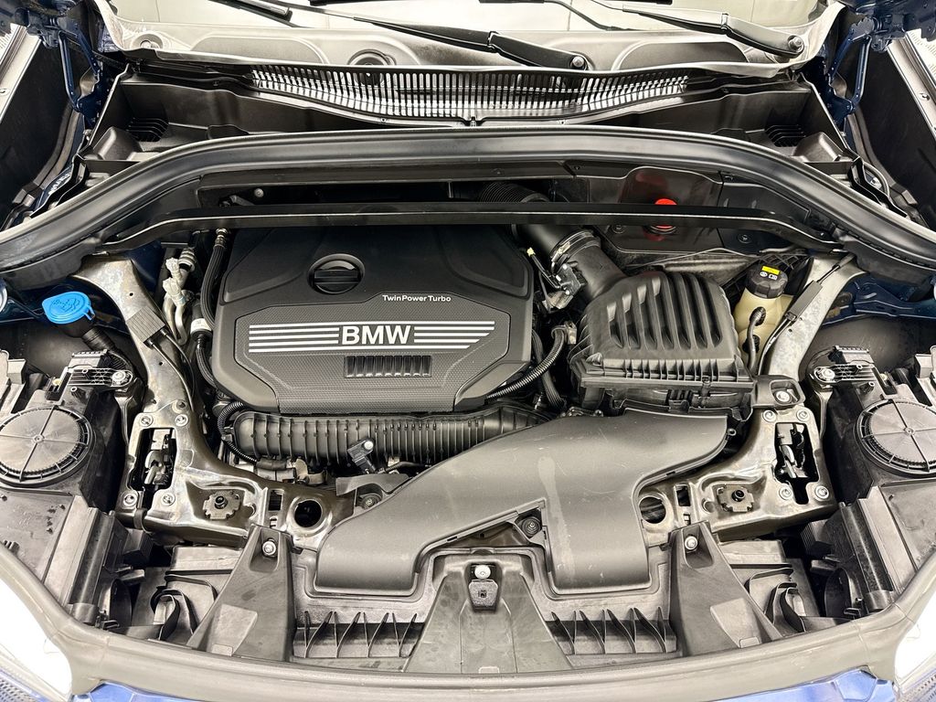 Thumbnail: 2020 BMW X1 - 28