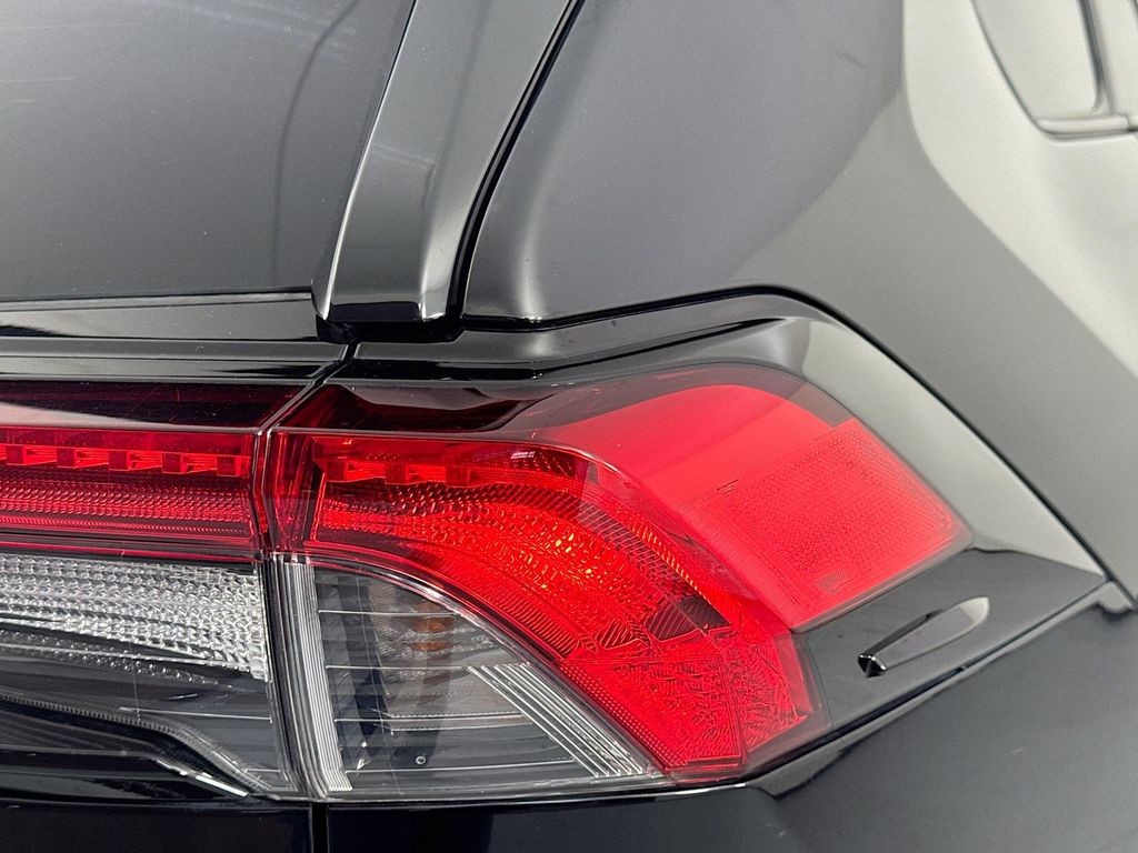 Used Car 2020 Toyota Rav4 Hybrid  Xle For Sale Under $30,000 In Austin, Texas