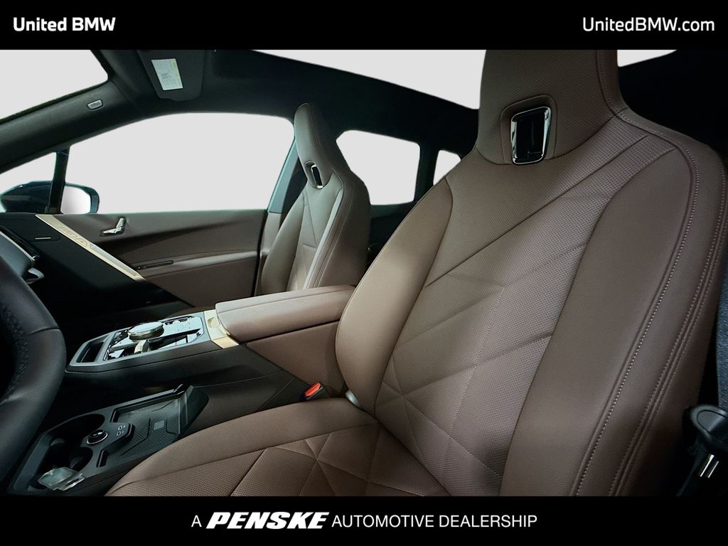 Thumbnail: 2026 BMW iX - 5