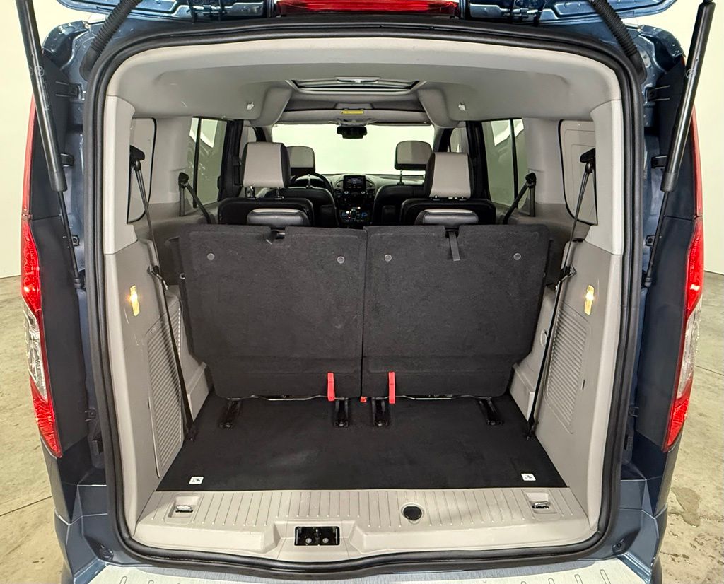2019 Ford Transit Connect Titanium