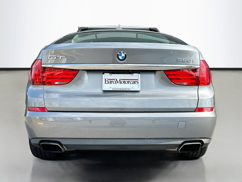 Used 2012 Gray BMW 550i xDrive Gran Turismo image 33