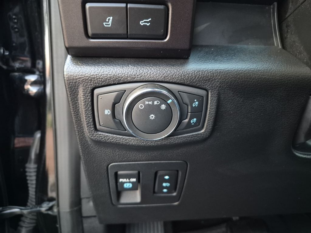 Used Car 2021 Ford Expedition  Limited For Sale Under $35,000 In Austin, Texas