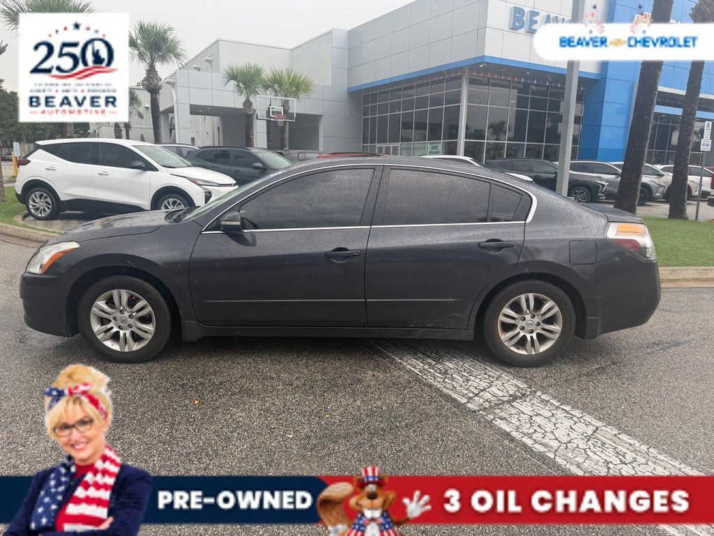 Used 2011 Nissan Altima Sedan
