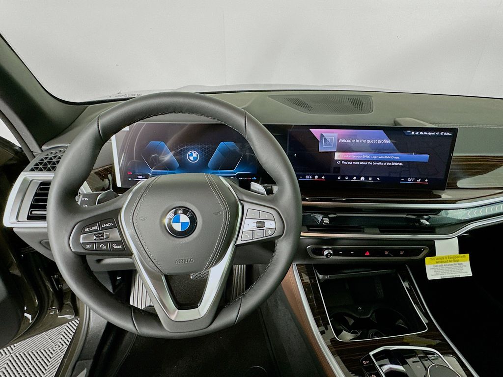 Thumbnail: 2026 BMW X5 - 10