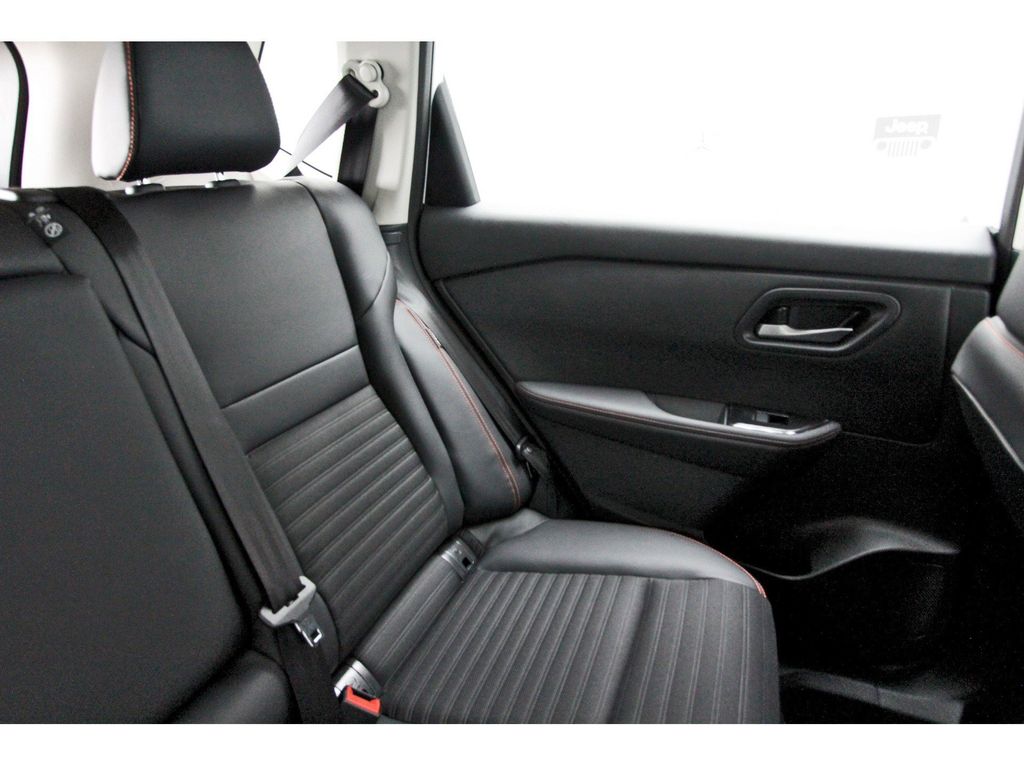 2026 Nissan Rogue Rock Creek - 9