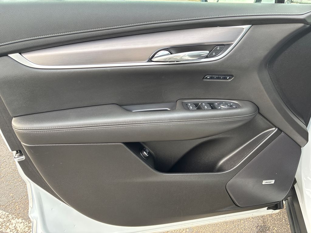 2024 Cadillac XT6 Luxury White at Carlisle Cadillac Buick GMC