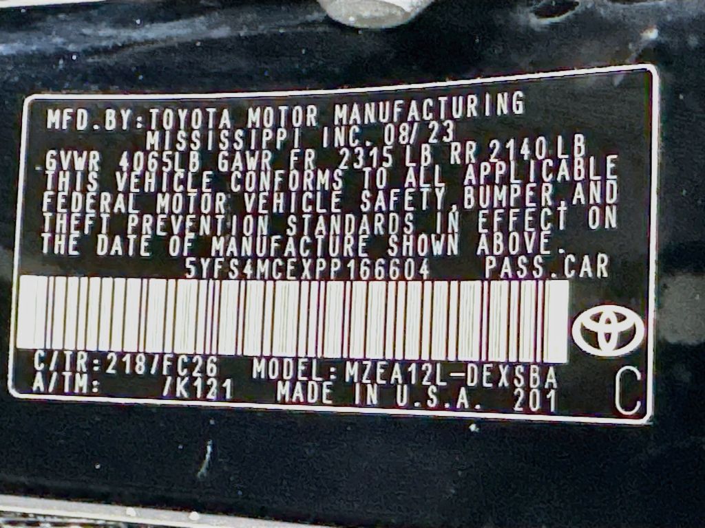 Thumbnail: 2023 Toyota Corolla - 31