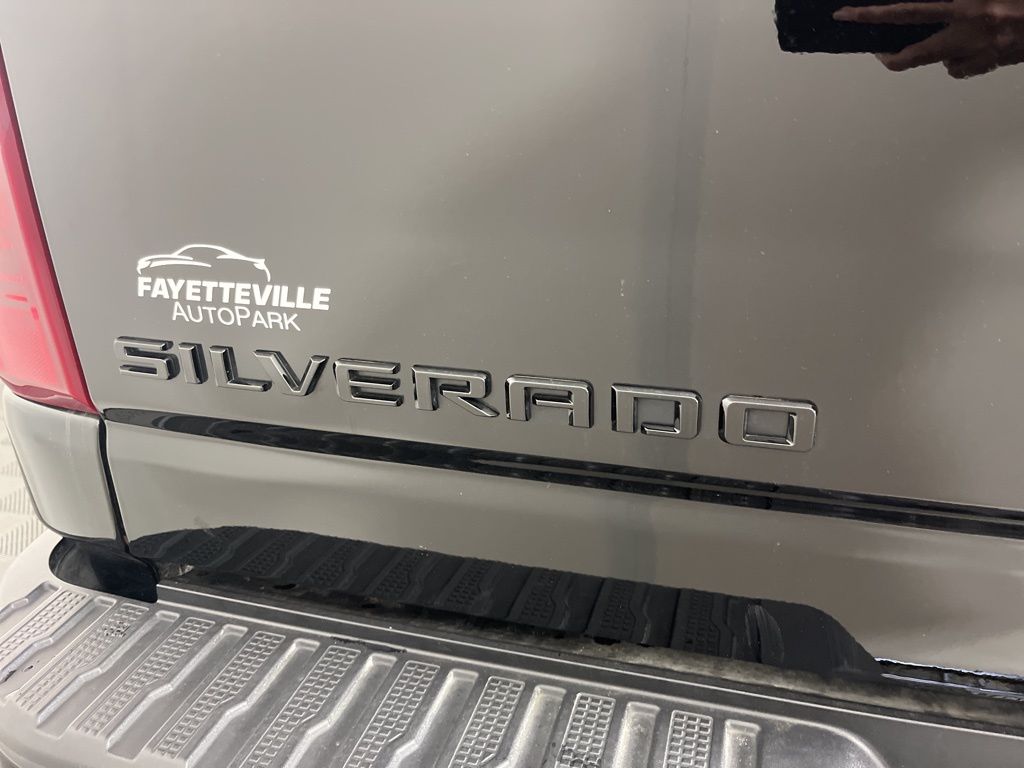 Thumbnail: 2025 Chevrolet Silverado 2500 - 3