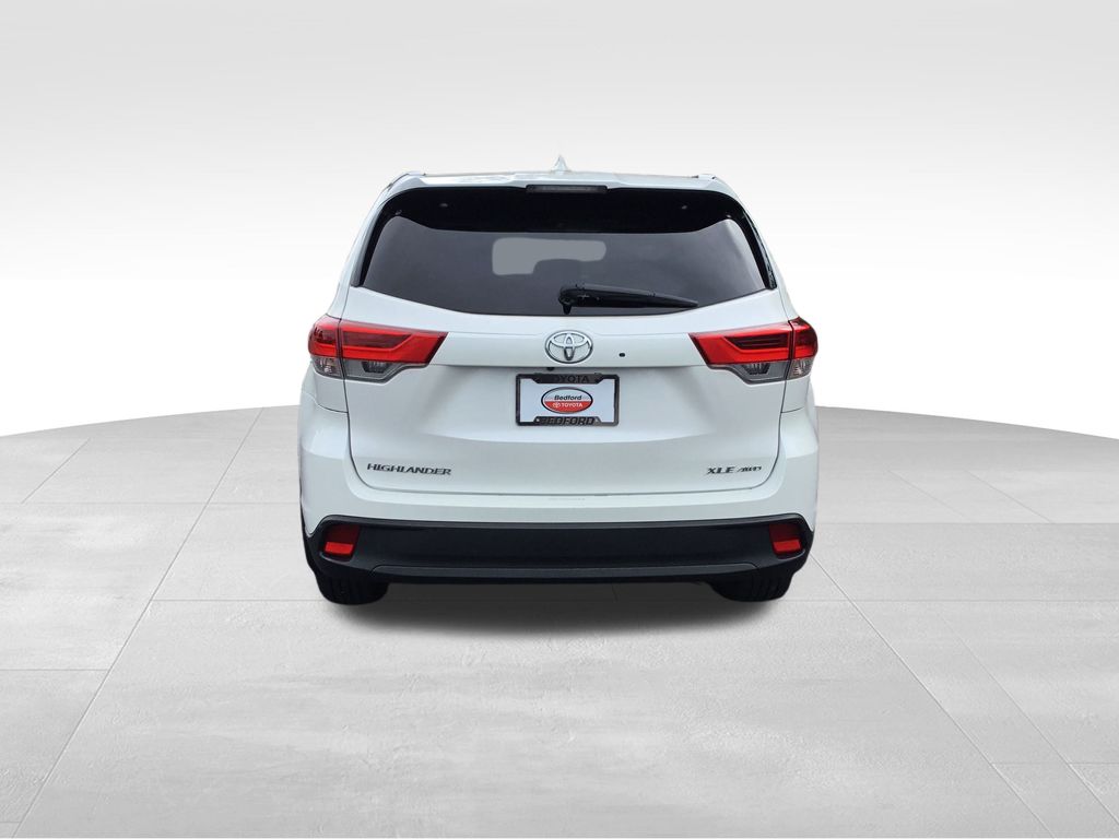 2019 Toyota Highlander XLE 4