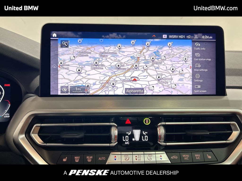 Thumbnail: 2025 BMW X4 - 18