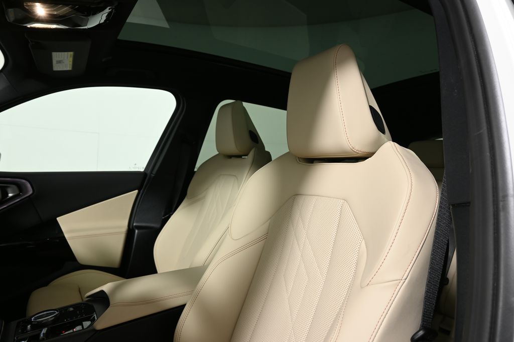 Thumbnail: 2026 BMW X3 - 16