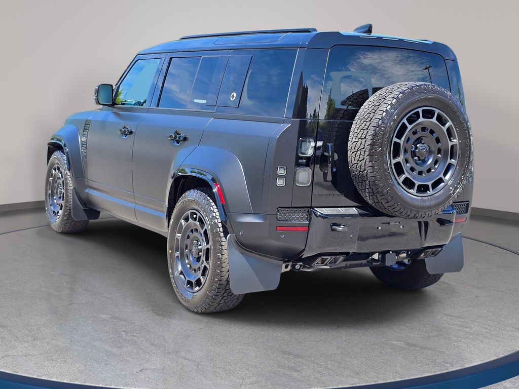 New 2026 Black Land Rover OCTA Black image 7