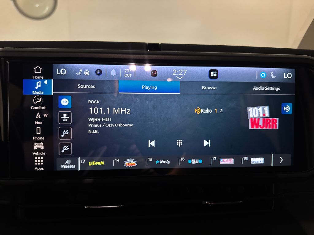 Certified Used 2025 White Jeep Mojave image 24