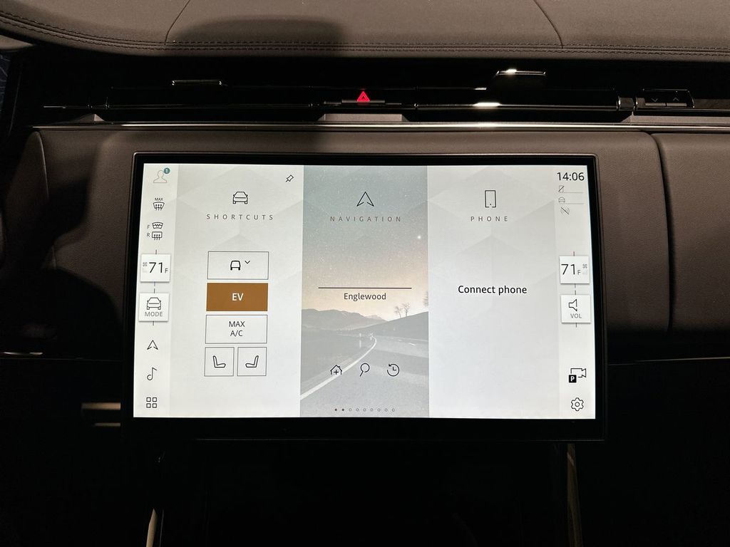 Thumbnail: 2026 Land Rover Range Rover Sport - 13