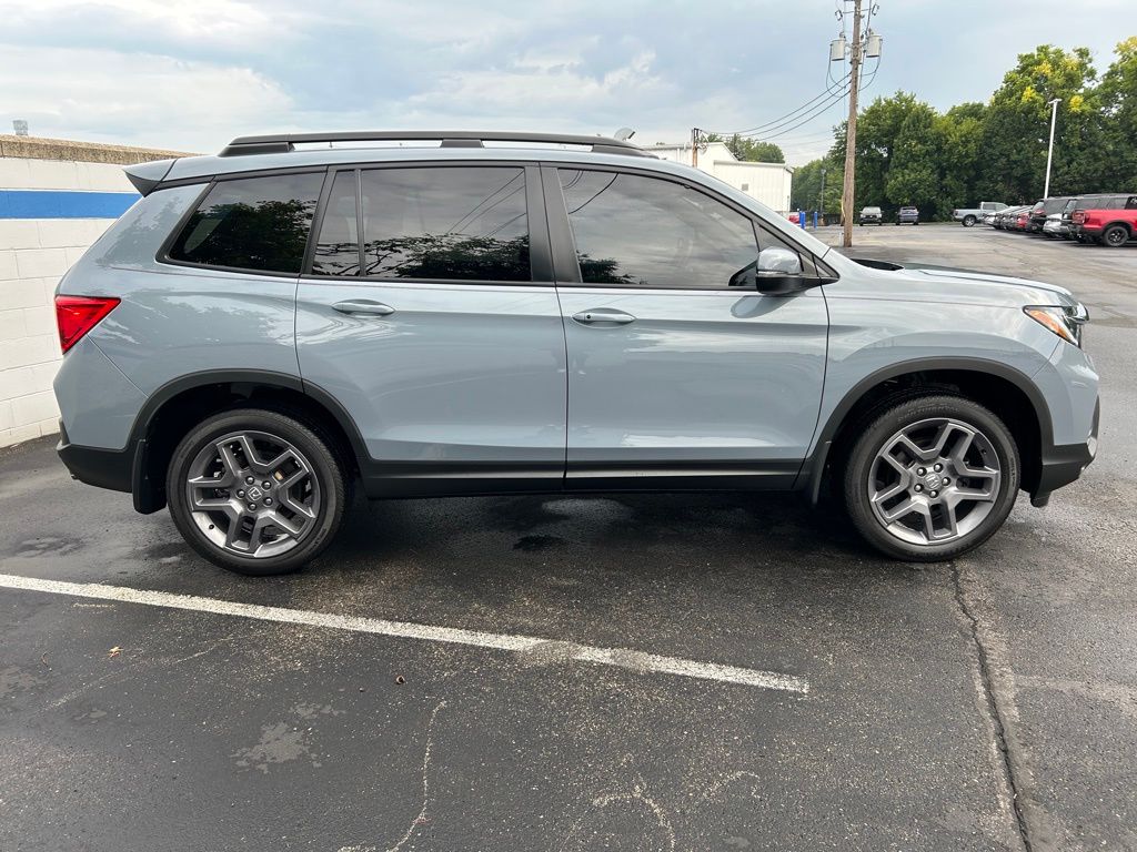 Thumbnail: 2023 Honda Passport - 6