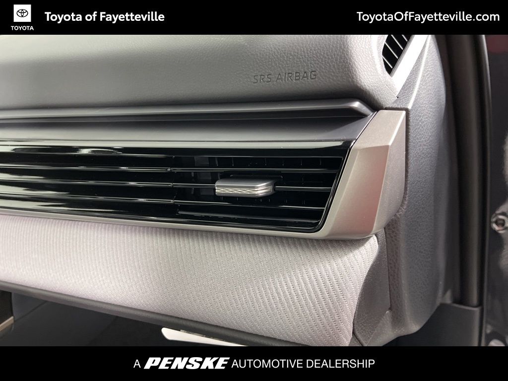 Thumbnail: 2026 Toyota Camry - 10