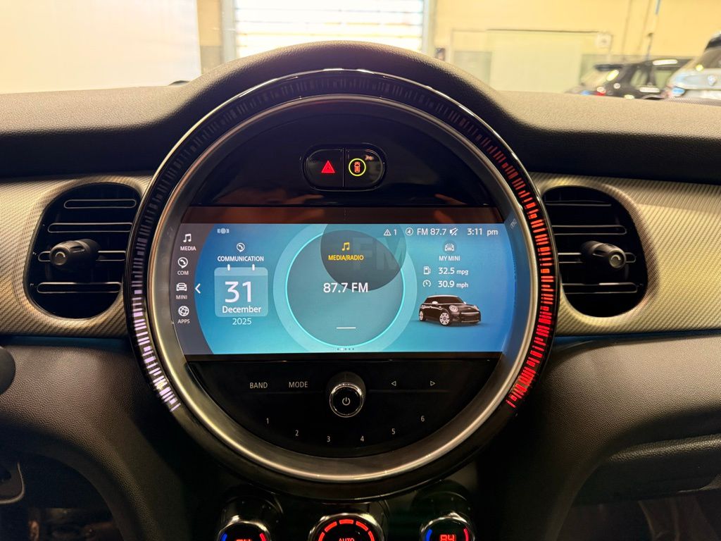 Thumbnail: 2023 MINI Cooper - 16