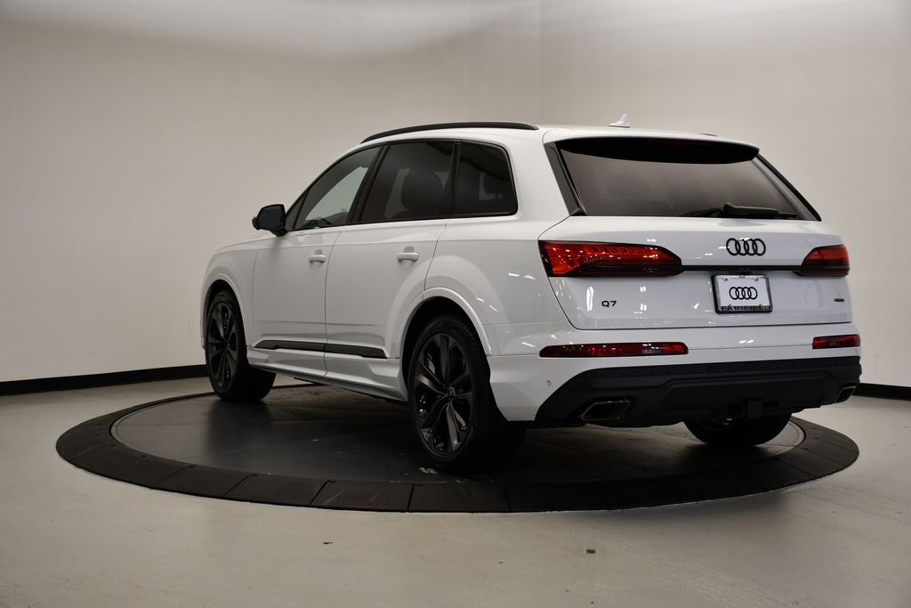 Thumbnail: 2025 Audi Q7 - 3