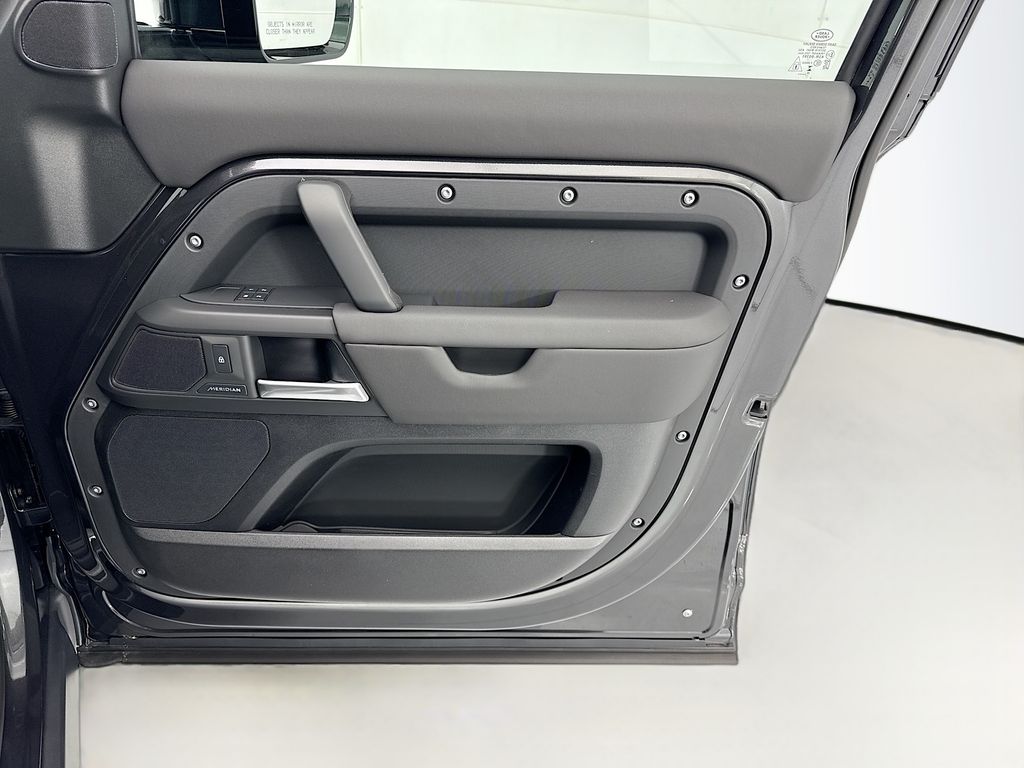 Thumbnail: 2026 Land Rover Defender - 24
