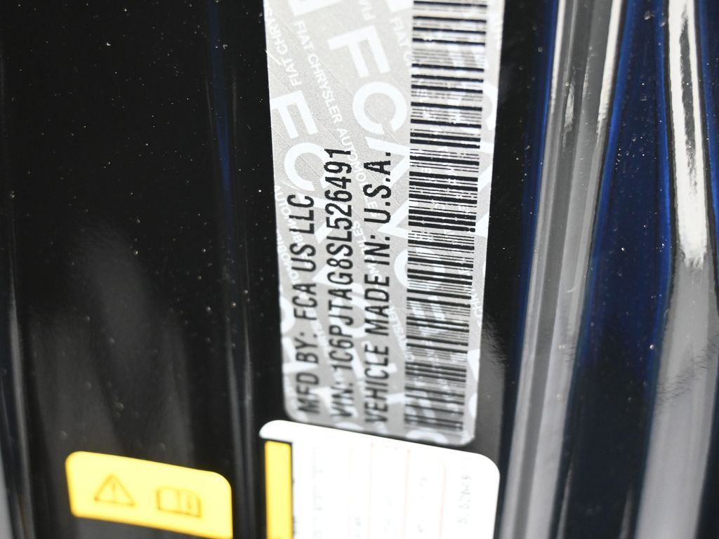 Used 2025 Black Clearcoat Jeep High Tide image 20