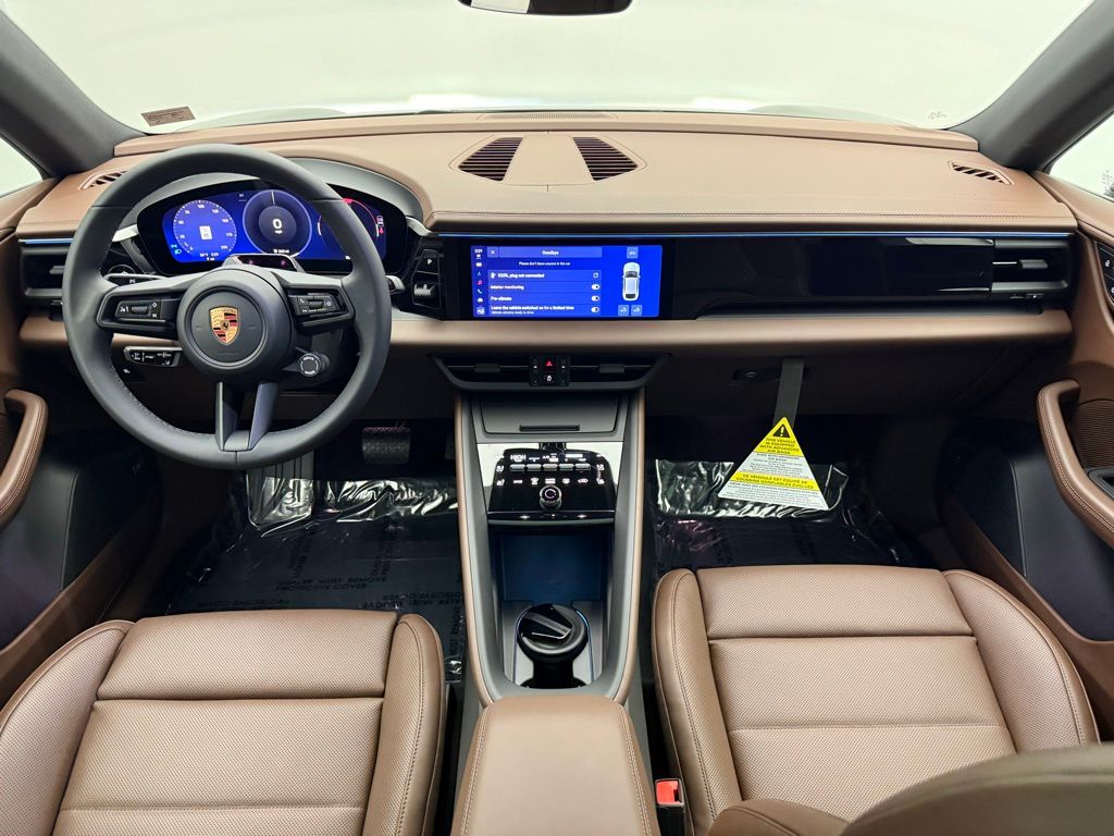 Thumbnail: 2026 Porsche Macan - 25